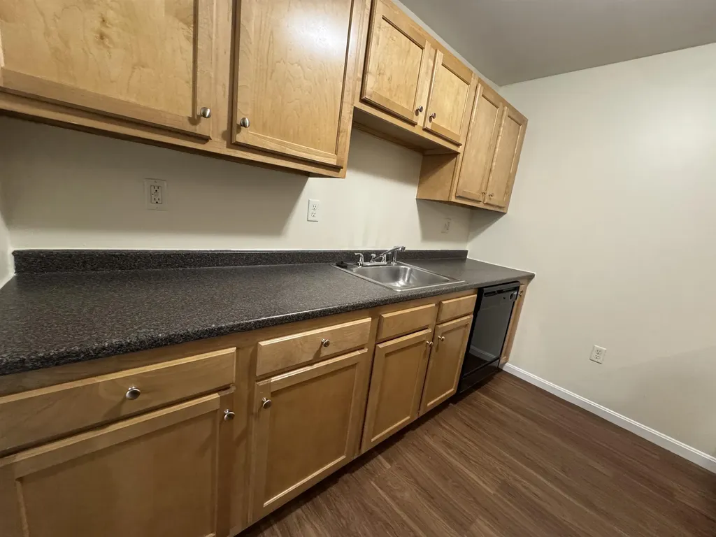 50 Sentinel Court Manchester NH 03104