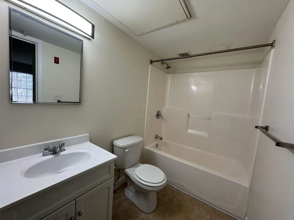 50 Sentinel Court Manchester NH 03104