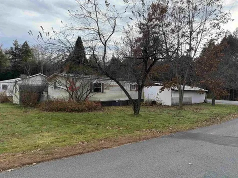 25 Maxfield Lane Hartland VT 05048