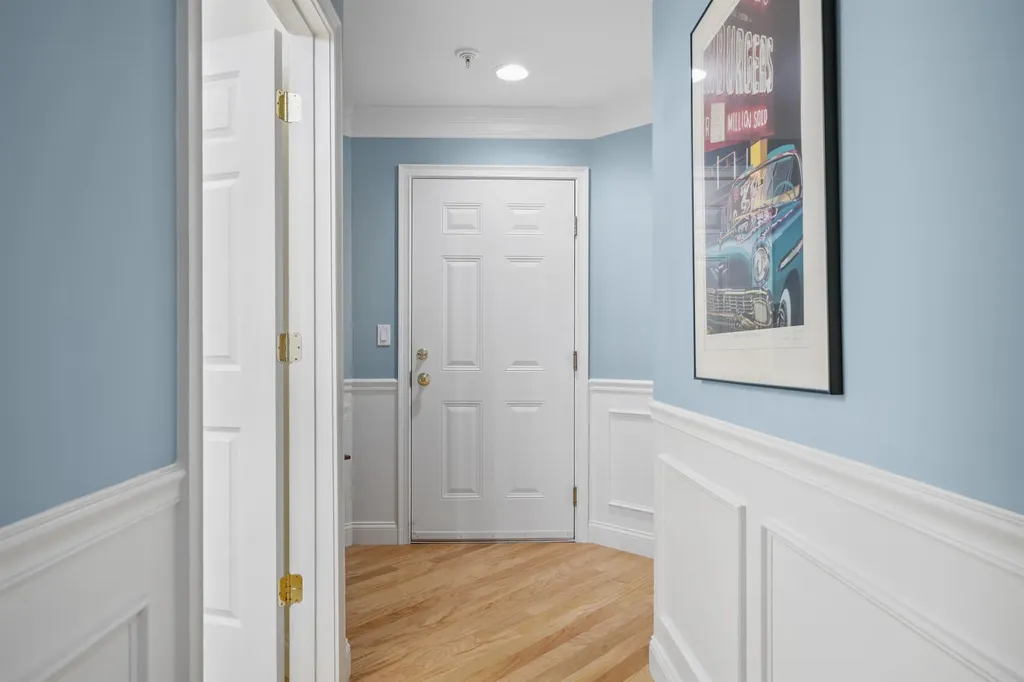 5 Sterling Hill Lane Exeter NH 03833