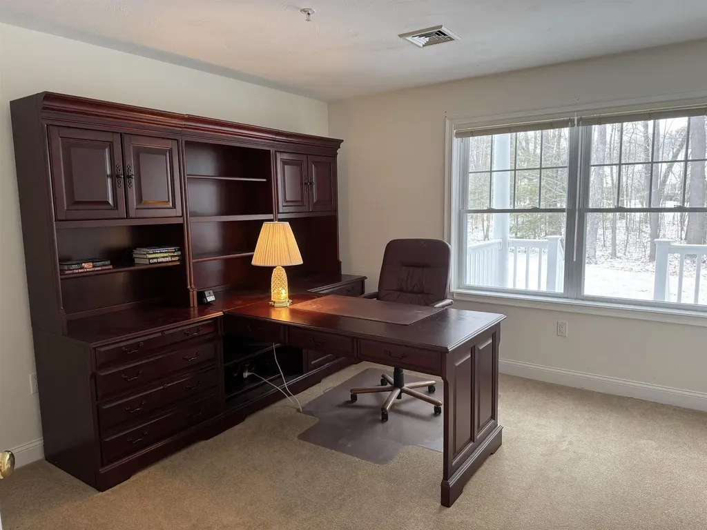 5 Sterling Hill Lane Exeter NH 03833