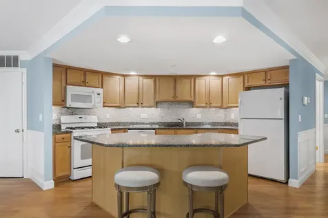 5 Sterling Hill Lane Exeter NH 03833