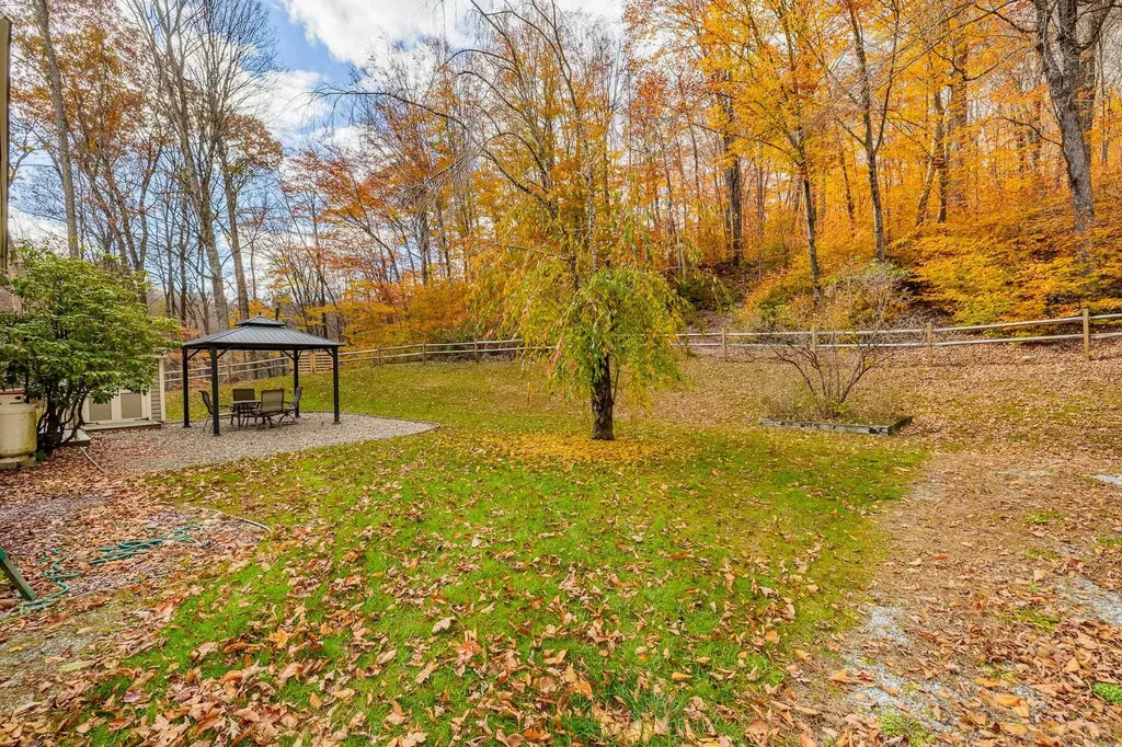 181 White Tail Run Arlington VT 05250