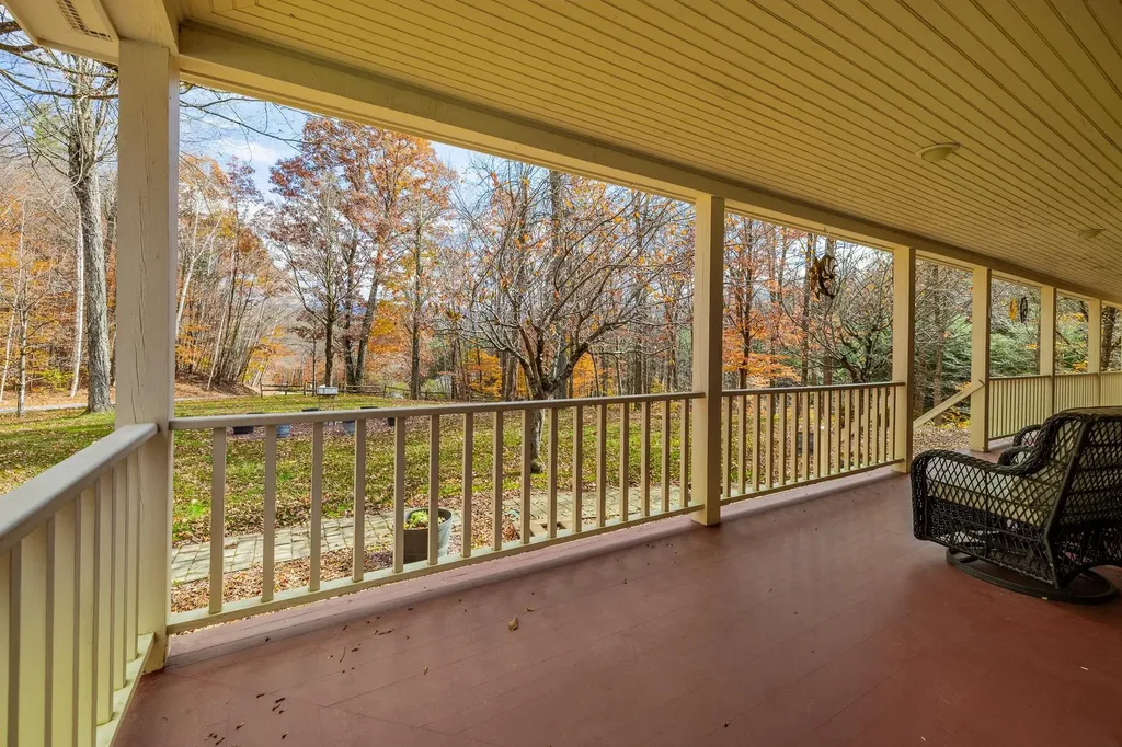 181 White Tail Run Arlington VT 05250