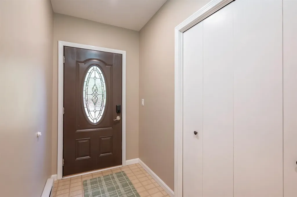 43 Boxwood Circle Milford NH 03055