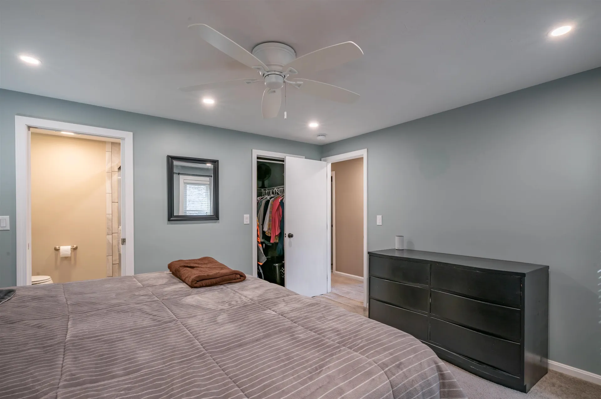 43 Boxwood Circle Milford NH 03055