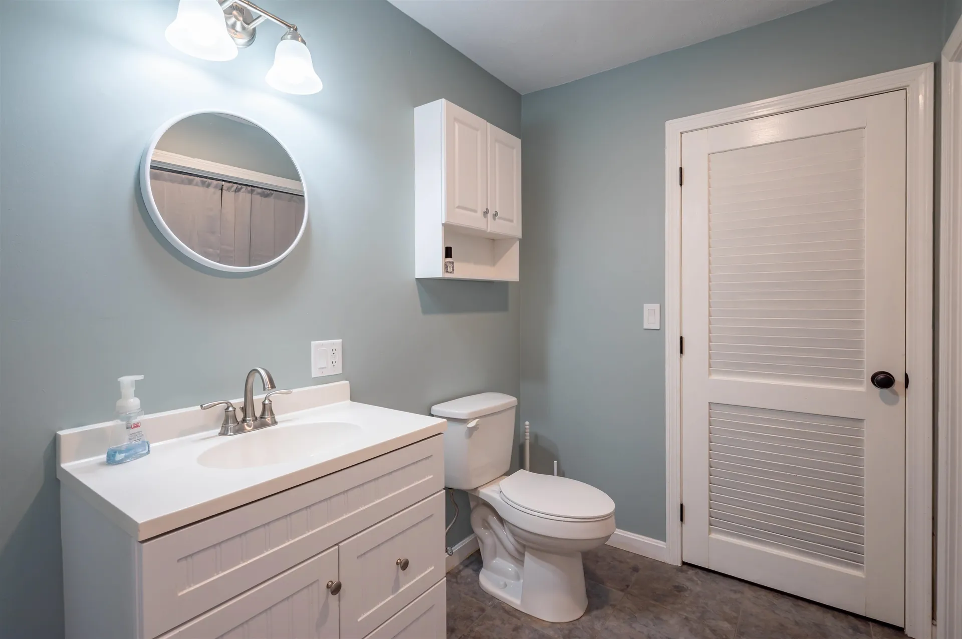 43 Boxwood Circle Milford NH 03055