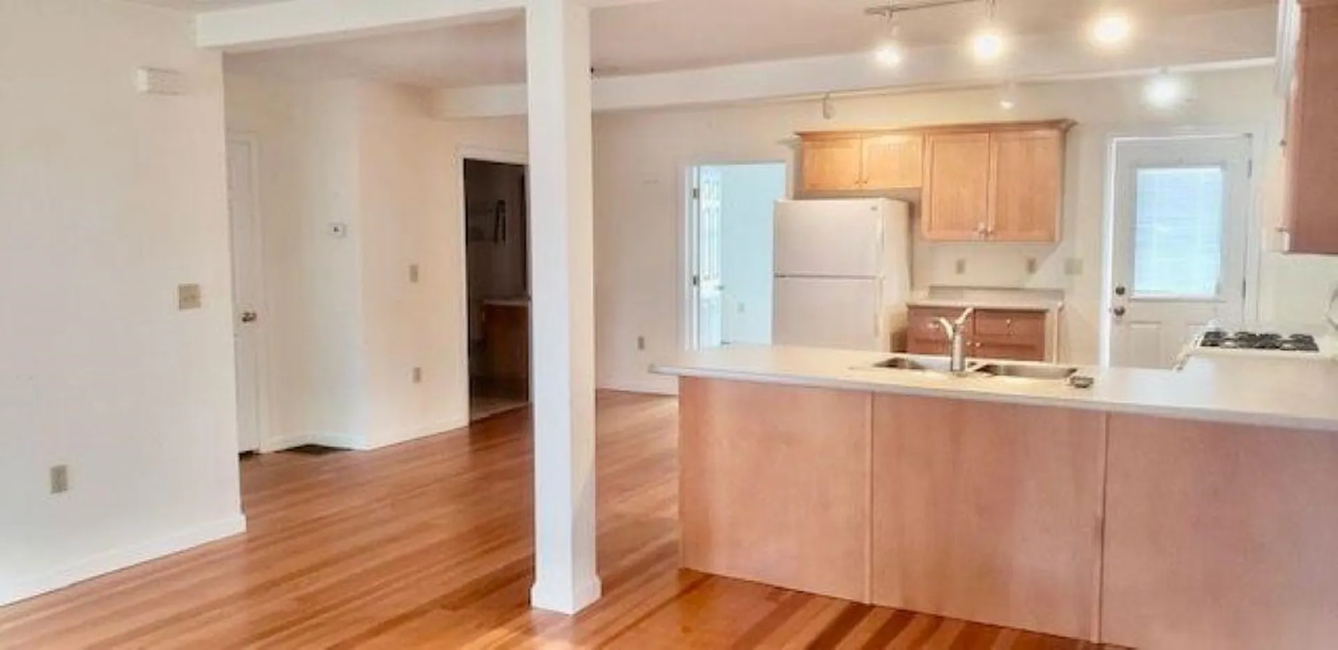 7 Anns Lane Hampton NH 03842