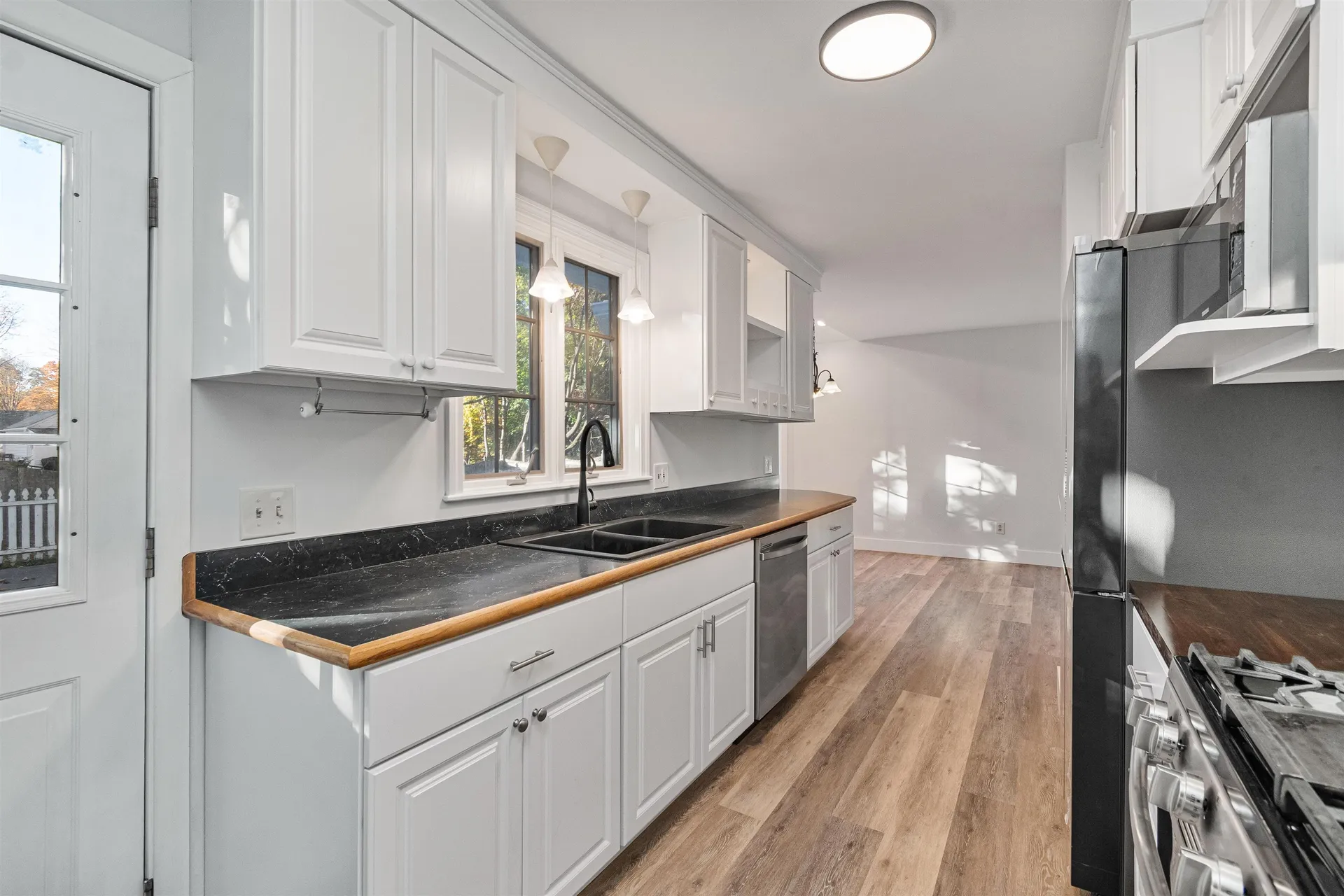 17 Barrett Street South Burlington VT 05403