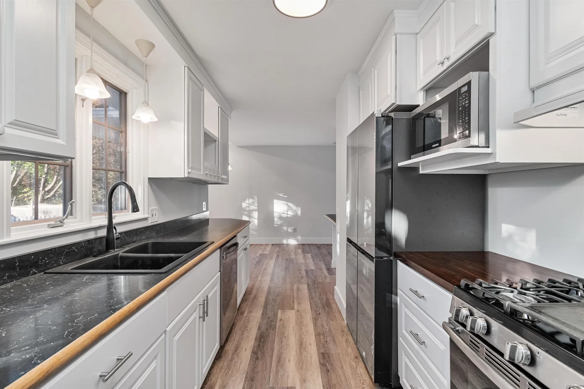 17 Barrett Street South Burlington VT 05403