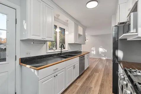 17 Barrett Street South Burlington VT 05403