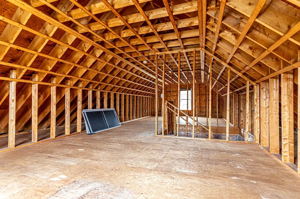 81 Marathon Way Manchester NH 03109