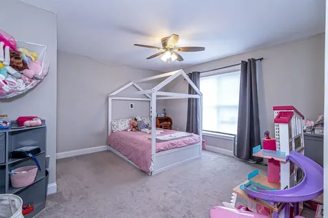 81 Marathon Way Manchester NH 03109