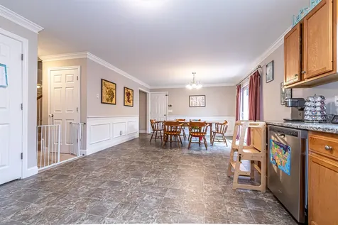 81 Marathon Way Manchester NH 03109