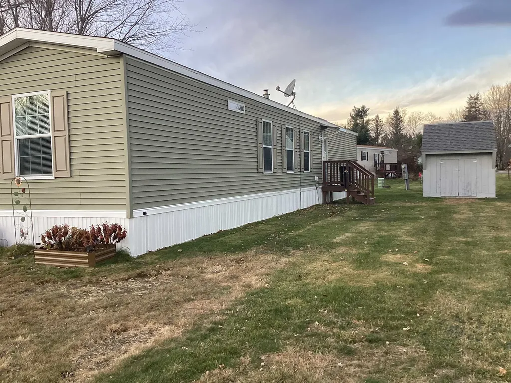 7 Woodland Park Troy NH 03465