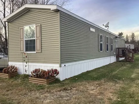 7 Woodland Park Troy NH 03465