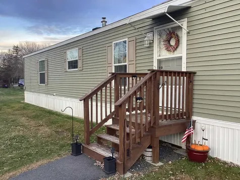 7 Woodland Park Troy NH 03465