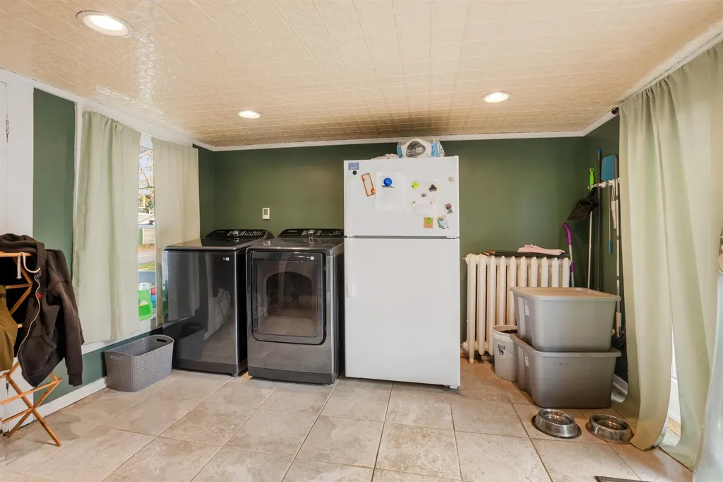 162 Caswell Avenue Derby VT 05830