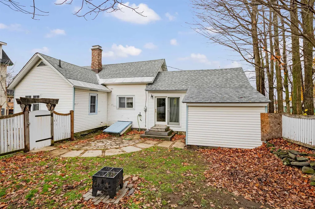 162 Caswell Avenue Derby VT 05830