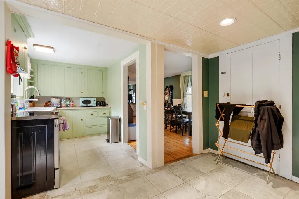 162 Caswell Avenue Derby VT 05830