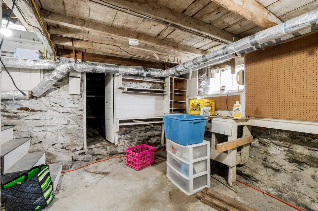 162 Caswell Avenue Derby VT 05830