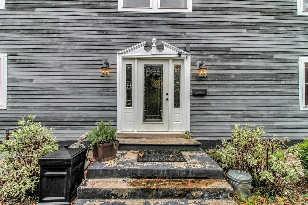 34 Pleasant Street Proctor VT 05765