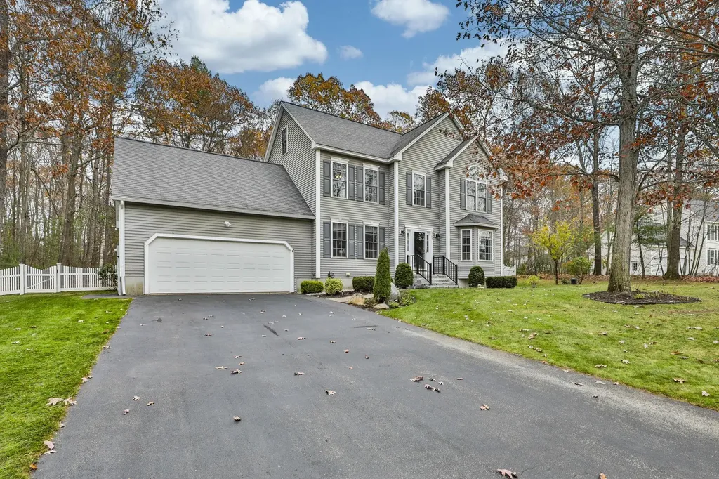 509 Ashley Drive Pembroke NH 03275