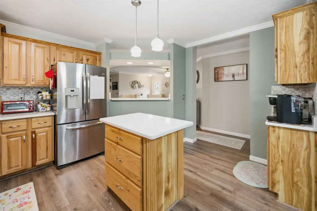 12 Tarah Way Fremont NH 03044