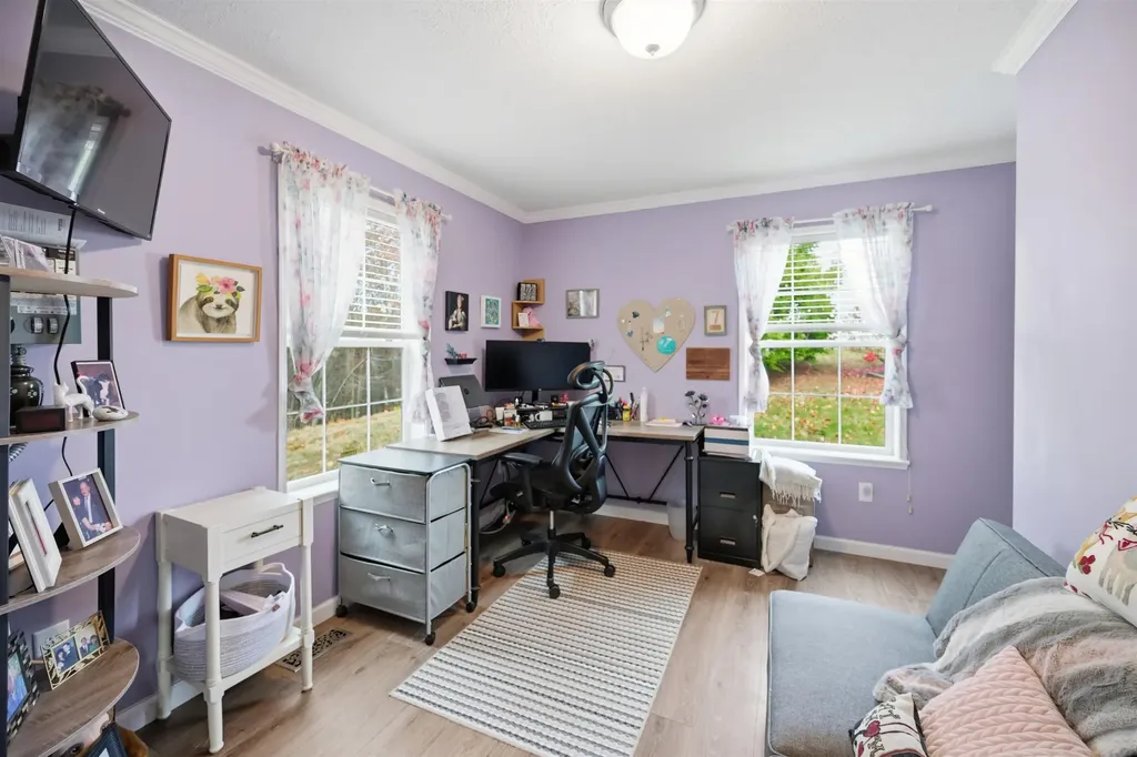 12 Tarah Way Fremont NH 03044