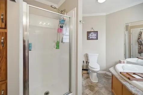 12 Tarah Way Fremont NH 03044