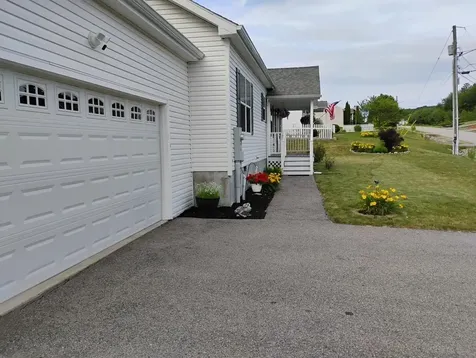 12 Tarah Way Fremont NH 03044