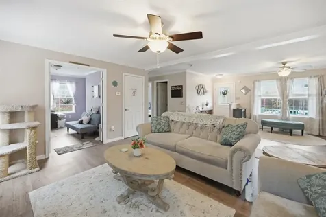 12 Tarah Way Fremont NH 03044