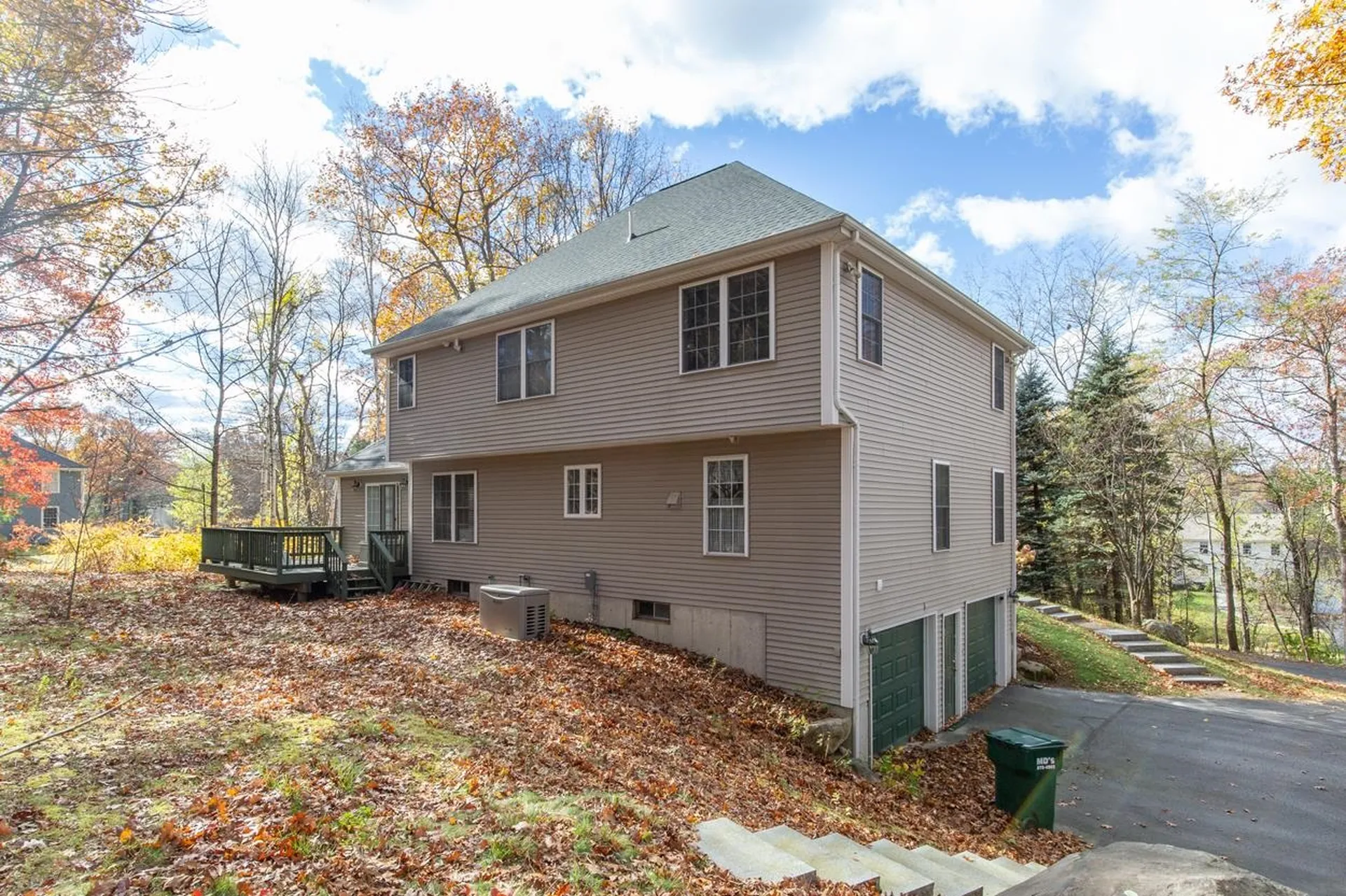 11 Queens Way Merrimack NH 03054