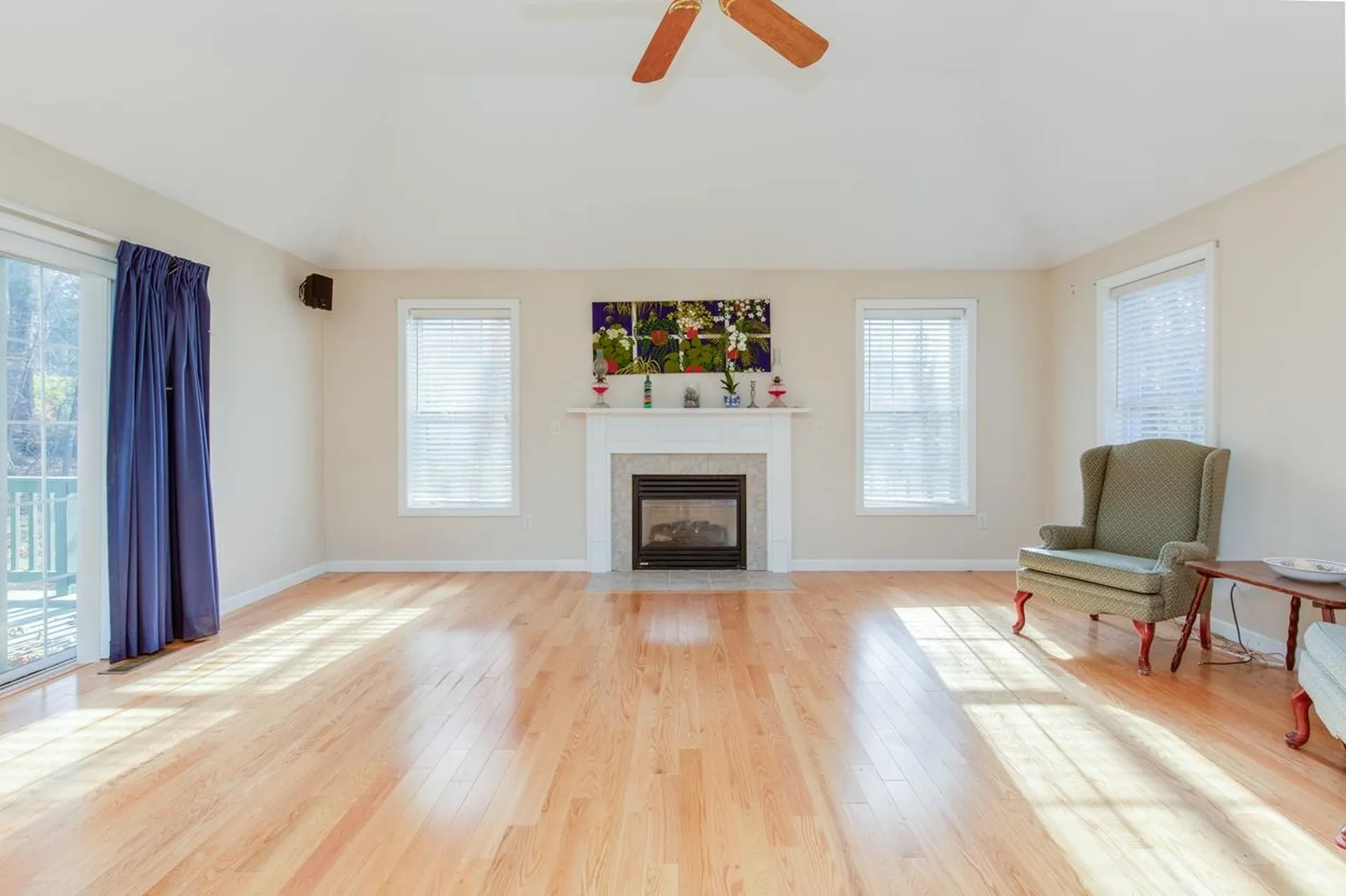 11 Queens Way Merrimack NH 03054