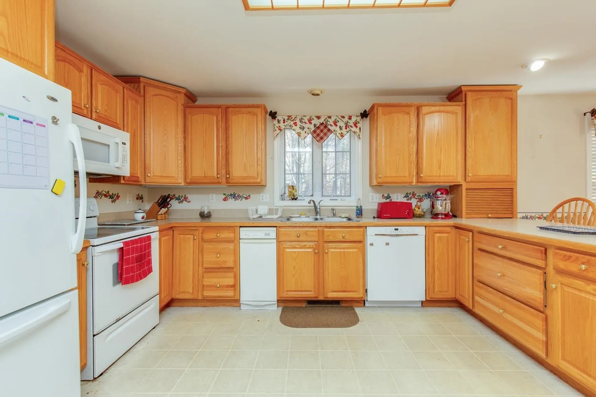 11 Queens Way Merrimack NH 03054