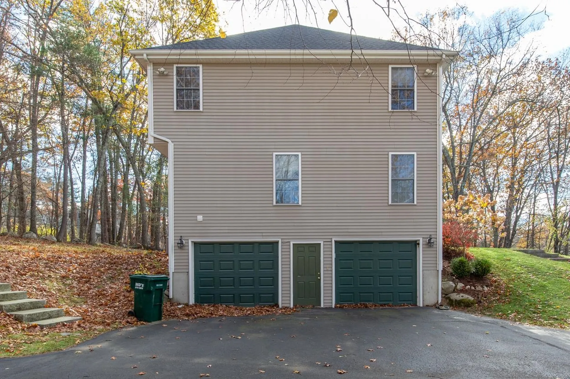 11 Queens Way Merrimack NH 03054