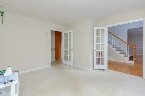 11 Queens Way Merrimack NH 03054