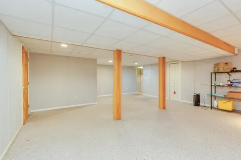 11 Queens Way Merrimack NH 03054