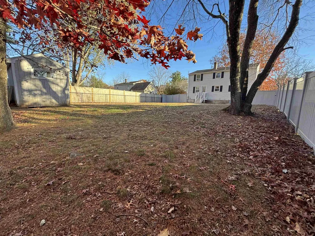 10 Townsend Avenue Salem NH 03079