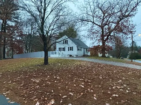 10 Townsend Avenue Salem NH 03079