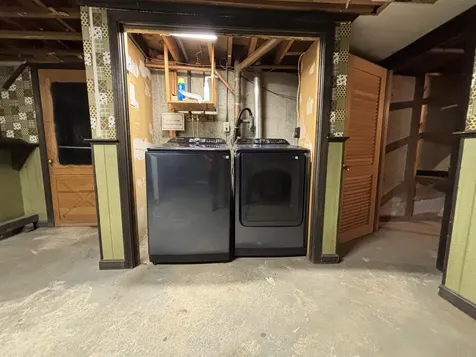 10 Townsend Avenue Salem NH 03079