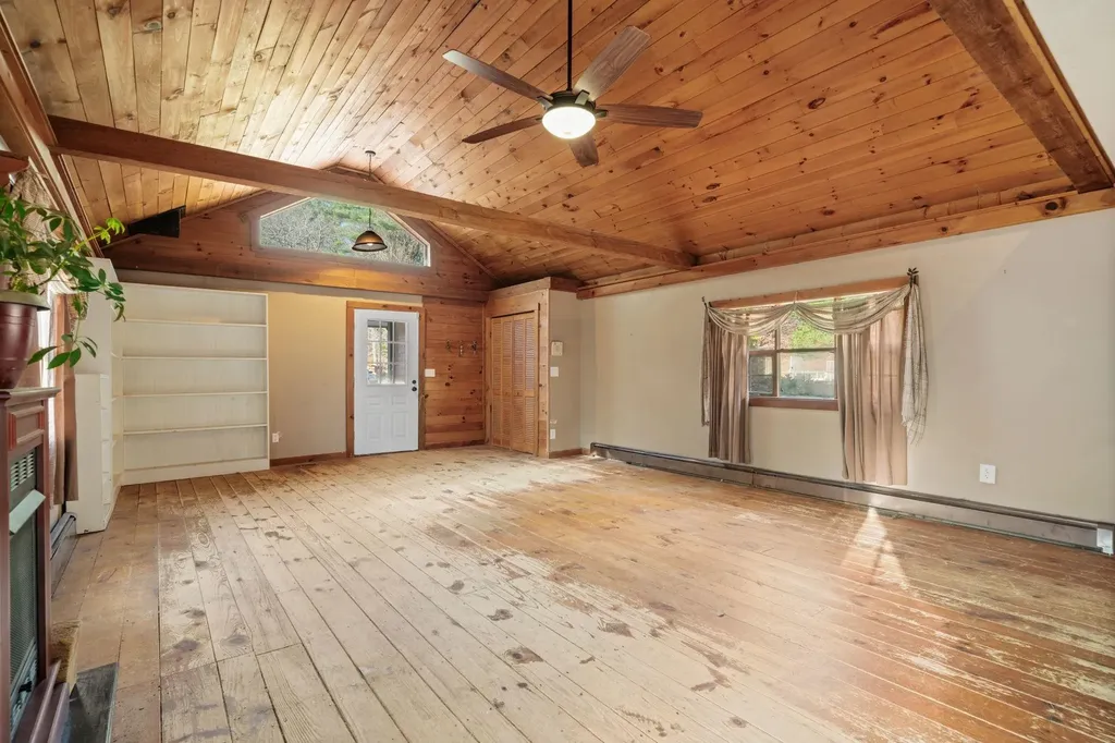 72 Ayers Road Newport NH 03773