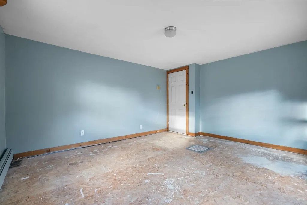 72 Ayers Road Newport NH 03773