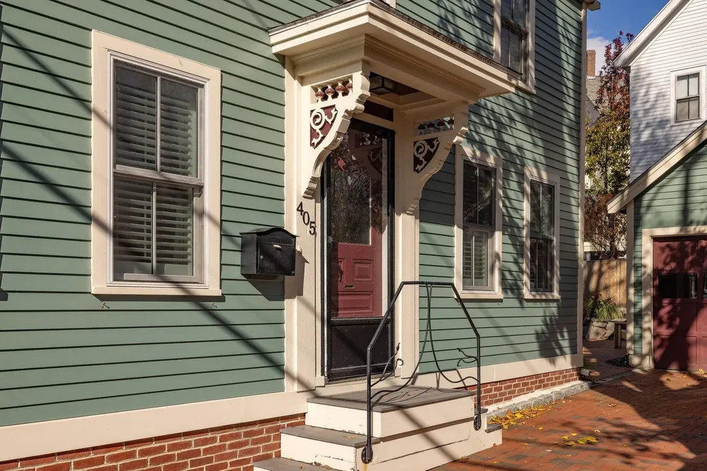 405 Pleasant Street Portsmouth NH 03801