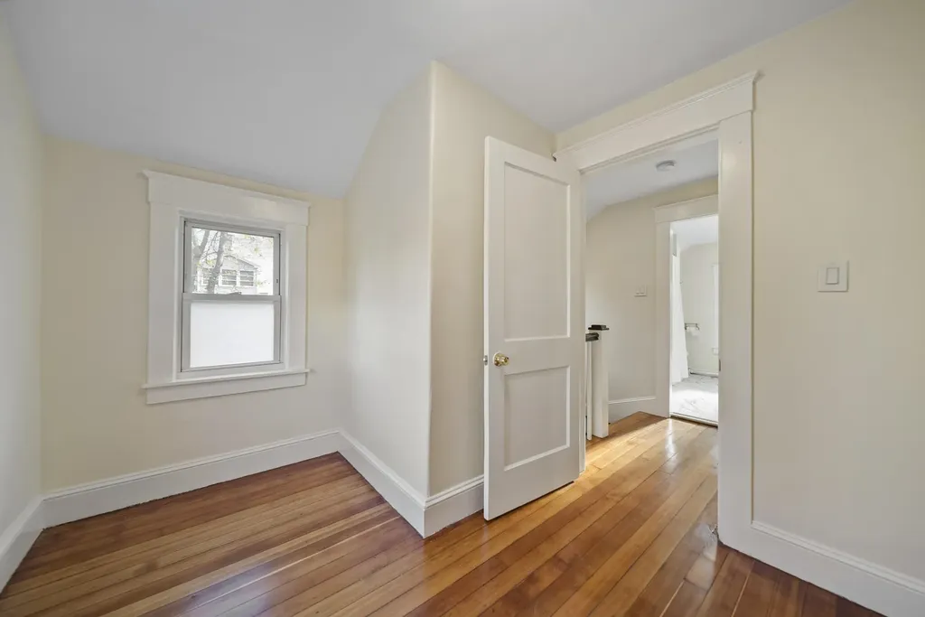 35 Thissell Avenue Dracut MA 01826