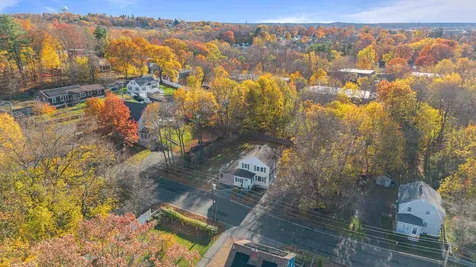 35 Thissell Avenue Dracut MA 01826