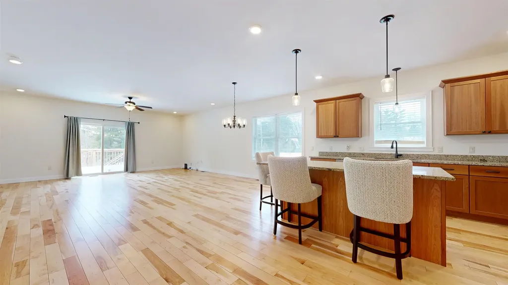 154 Chase Court Essex VT 05452