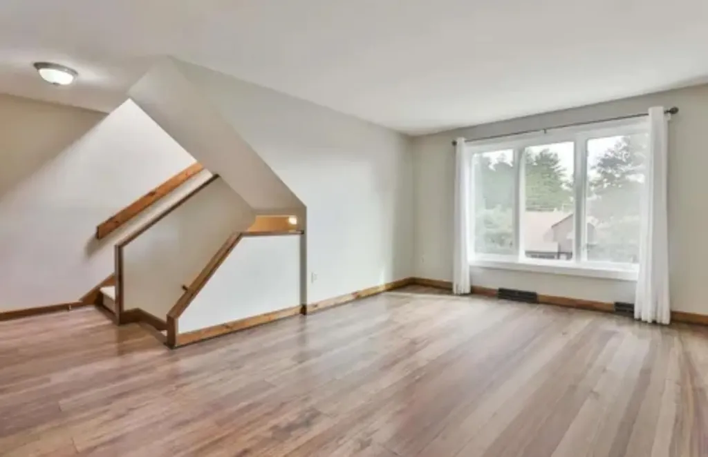 6 Cornwall Lane Nashua NH 03063