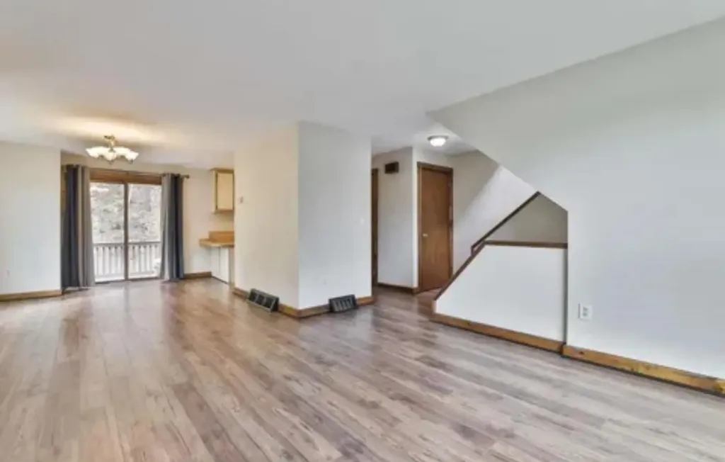 6 Cornwall Lane Nashua NH 03063