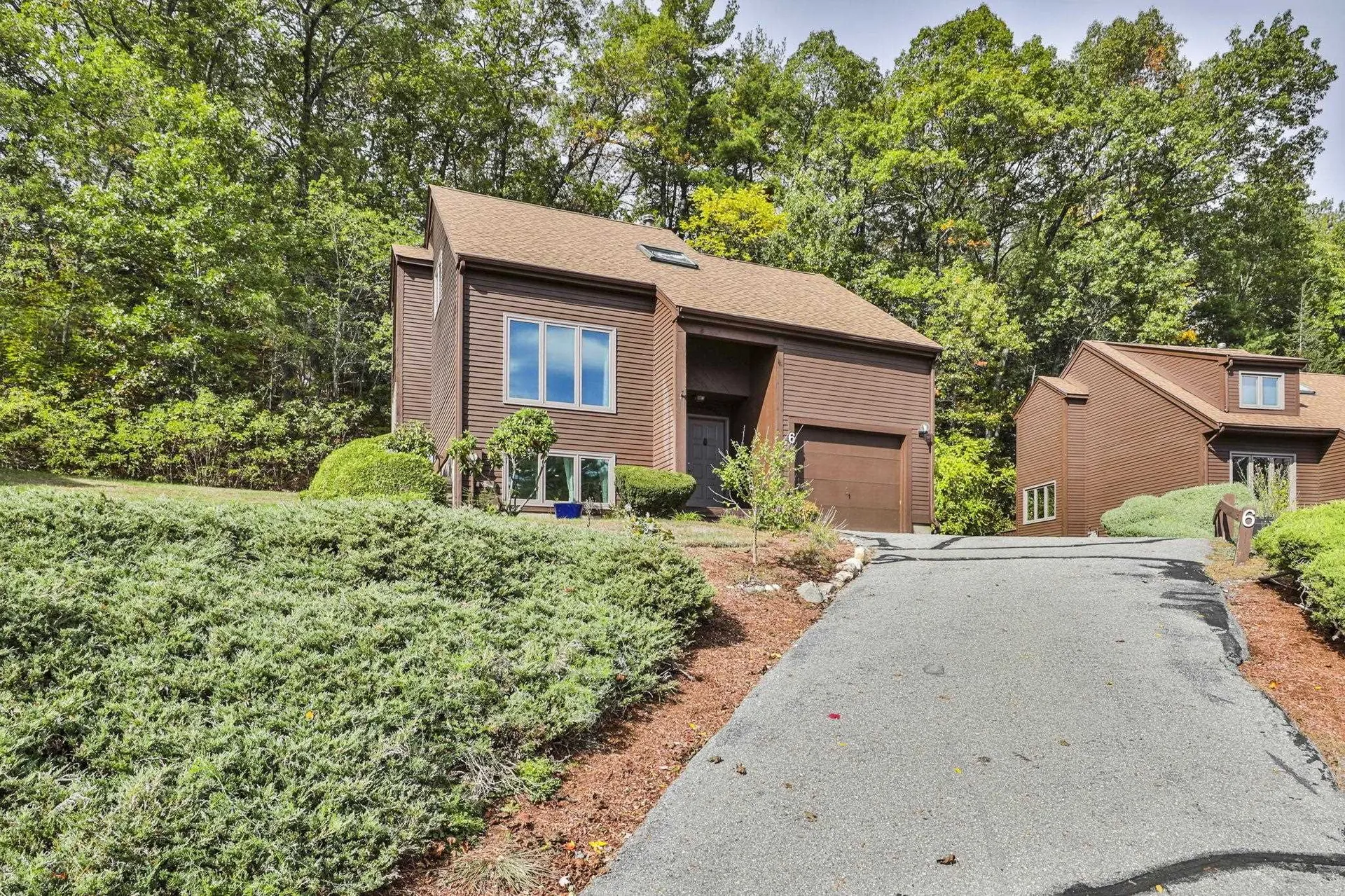 6 Cornwall Lane Nashua NH 03063